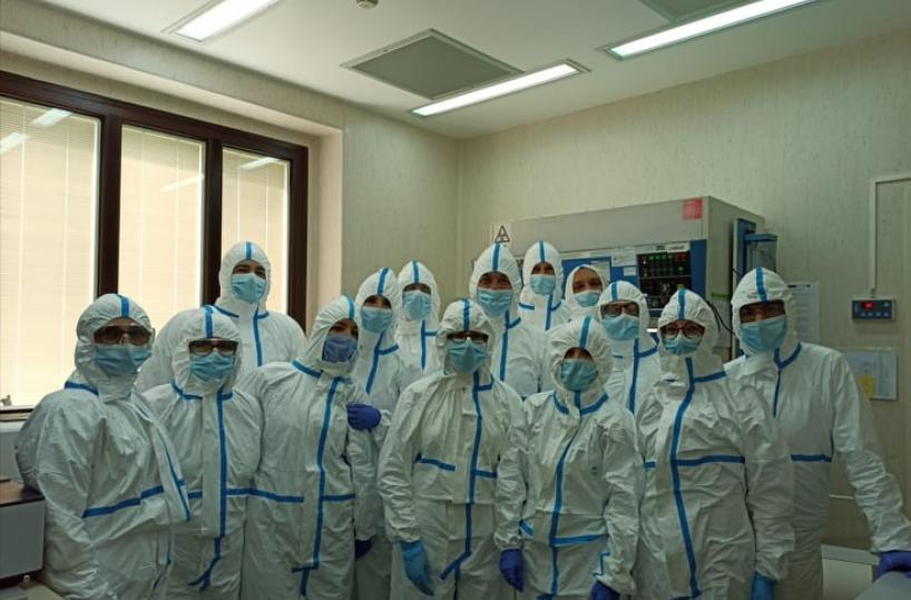 «Ecco la mia squadra acchiappavirus»