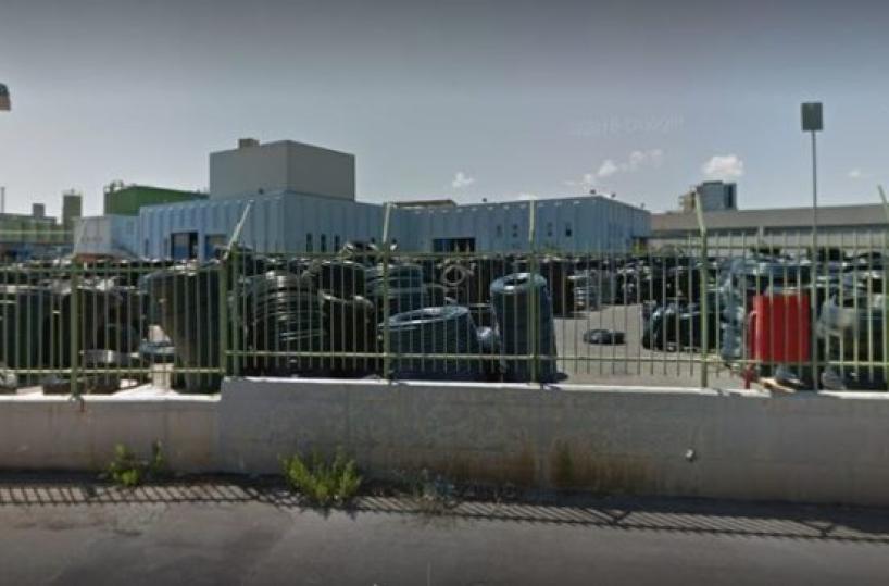 Monopoli, microplastiche nell'aria e puzza: sequestrato opificio