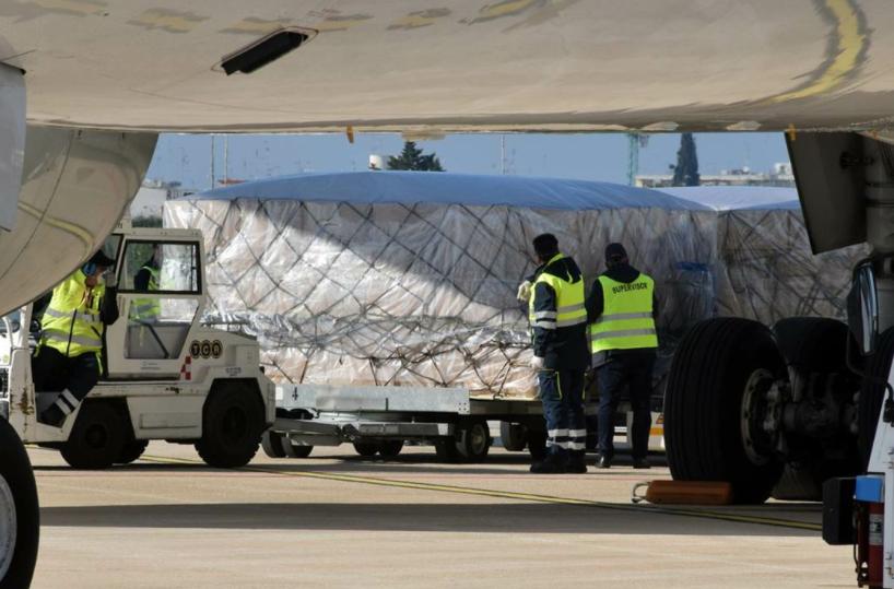 Puglia, il pasticcio delle tute cinesi. I medici: «Non ci proteggono»