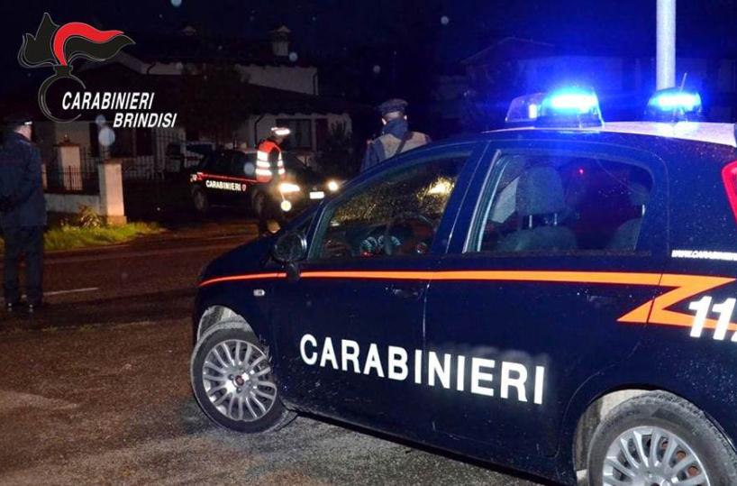 Brindisi, donna nigeriana prende a morsi carabiniere per sottrarsi al controllo 