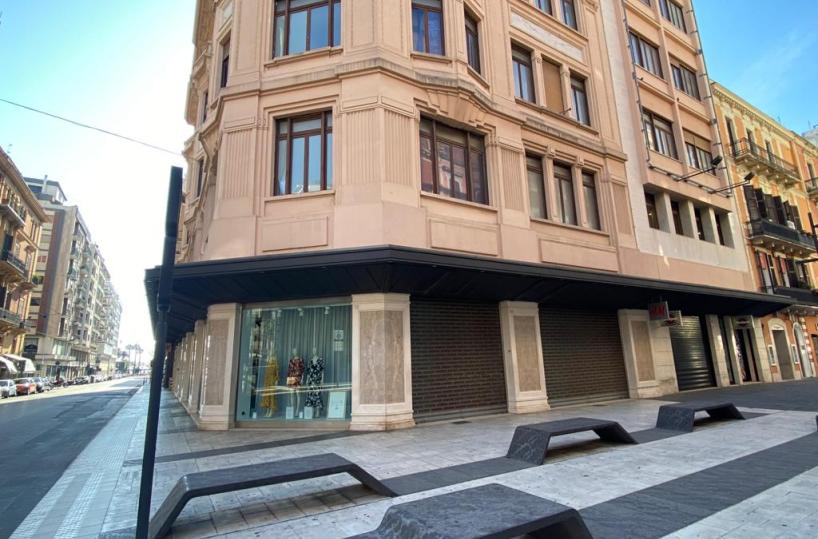 Bari, «H&M non riaprirà più»: la notizia gela i sindacati, a rischio 50 dipendenti