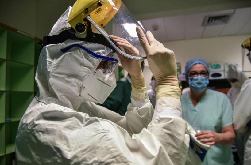 occhi, facile porta d’ingresso al virus