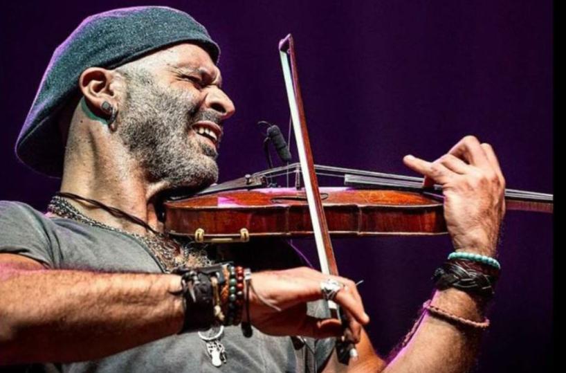 «Urgente trovare soluzione per i lavoratori dello spettacolo»: violinista Alessandro Quarta scrive a Conte e Franceschini