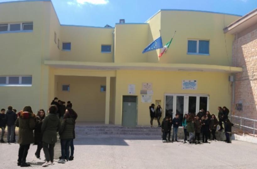 Fasano, sospesa la didattica a distanza e il caso approda in Parlamento