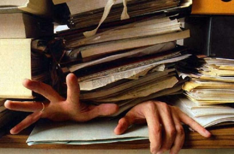 I detrattori della burocrazia, i suoi principali sostenitori 