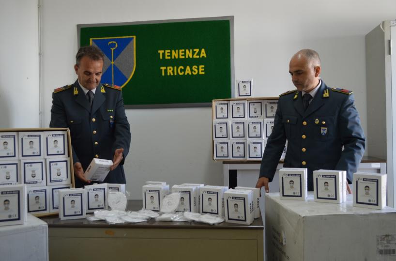 Lecce, scoperta frode delle mascherine per un valore di 45mila euro: sequestrate 14mila Ffp2