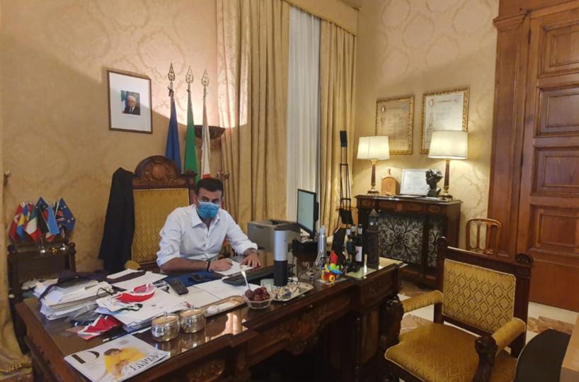 Bari, parla Decaro, un anno da sindaco: «Ma il virus ha cambiato tutto»