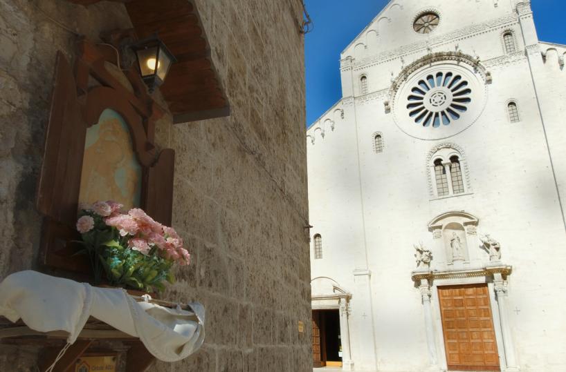 Arte e monumenti: sipario sui «Luoghi del cuore» nei vicoli di Bari vecchia
