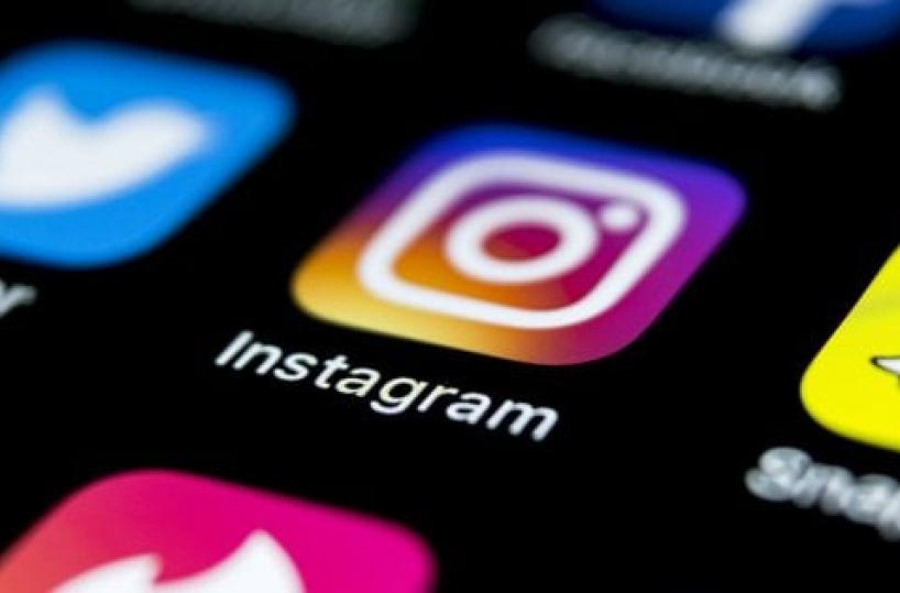 Vende scarpe su Instagram ma è una truffa: arrestato 50enne barese