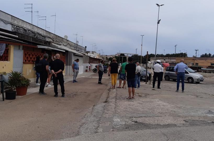 Brindisi, sfratto ad alta tensione: donna minaccia di darsi fuoco