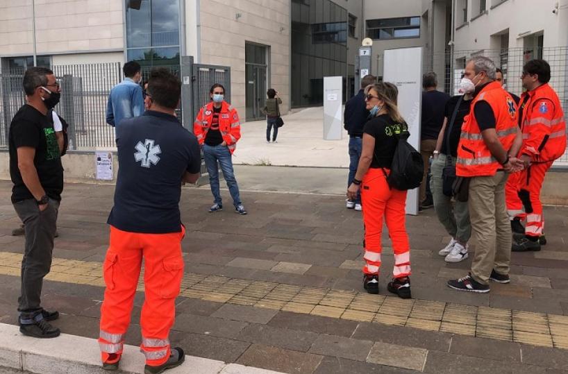 Foggia, l'Asl assume i volontari delle postazioni per il 118