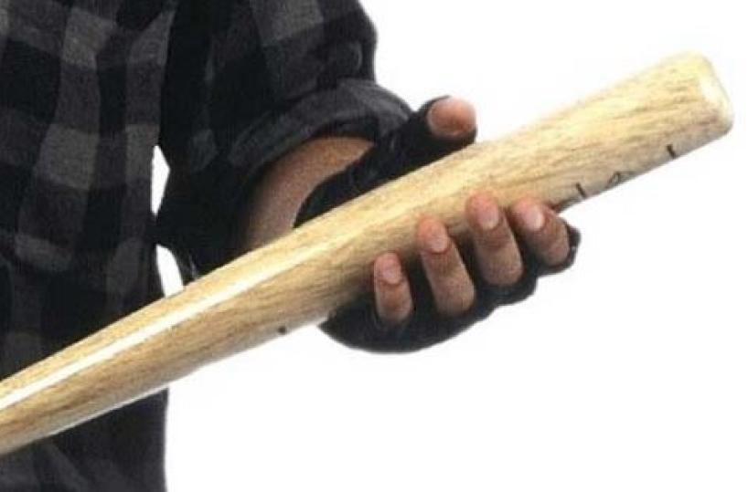 Taranto, colpisce alla testa 18enne con sfollagente: arrestato 20enne