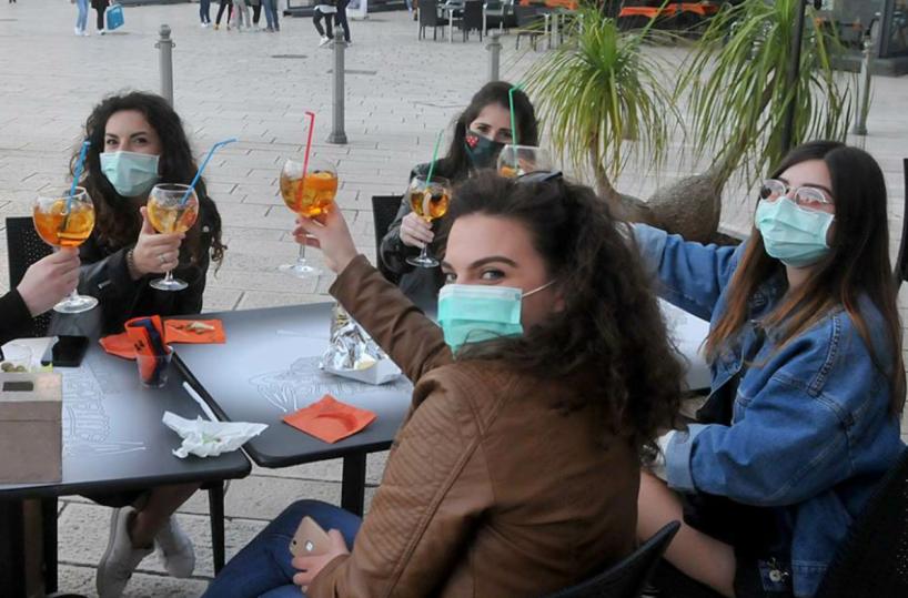 Puglia a contagi zero da 3 giorni: 2350 test negativi, 1 decesso nel Foggiano