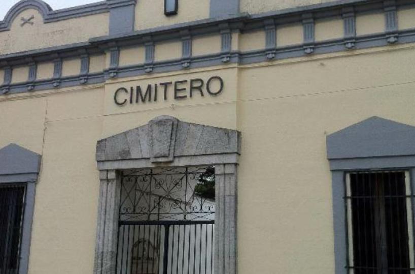 Gravina, mistero al cimitero: corpo di una bimba sparito dalla tomba