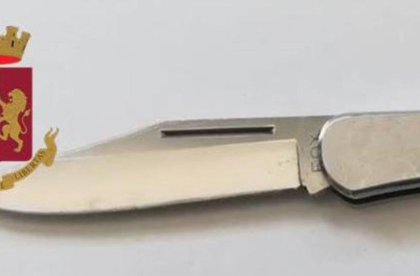 Taranto, accecato dalla gelosia accoltella amico dell'ex moglie: arrestato