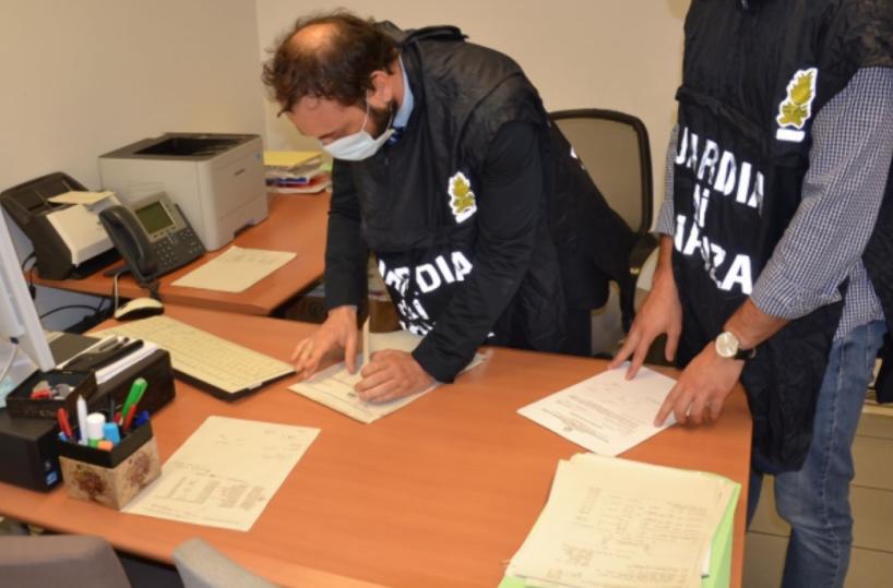 Bari, non dichiarava denaro custodito all'estero: sequestrati beni per 1,5mln a imprenditore