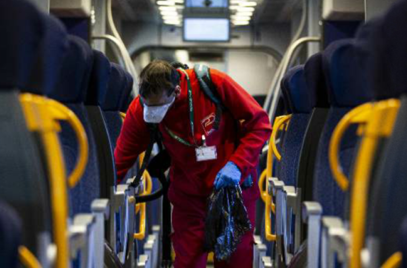 Treni cancellati: caos partenze estive dopo intervento ministro Speranza