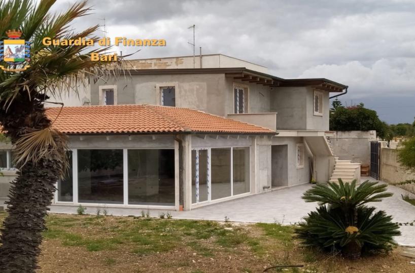 Bari, sequestrata villa vicino mare realizzata in violazione normativa edilizia e paesaggistica  