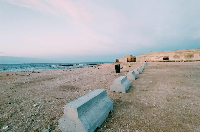 Mola, stop a parcheggio selvaggio sulla costa: installate barriere «New Jersey»