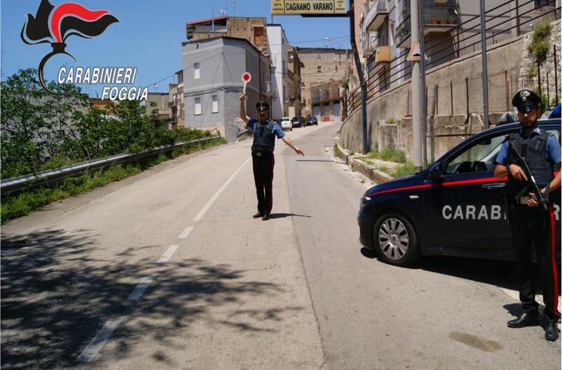 Cagnano Varano, spaccia cocaina dal garage di casa: arrestato 42enne