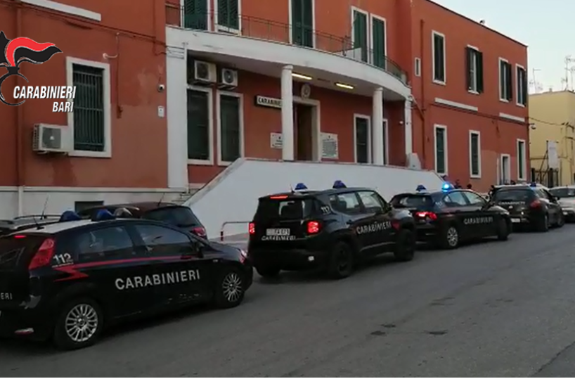Fece esplodere una bomba e appiccò un incendio davanti a farmacia: un arresto a Bisceglie