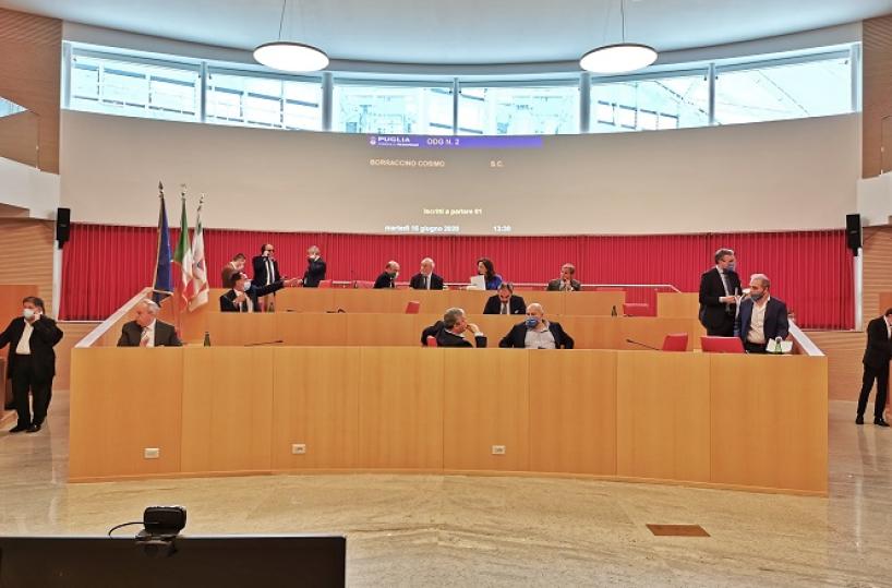 Un pugliese su due non sa chi votare