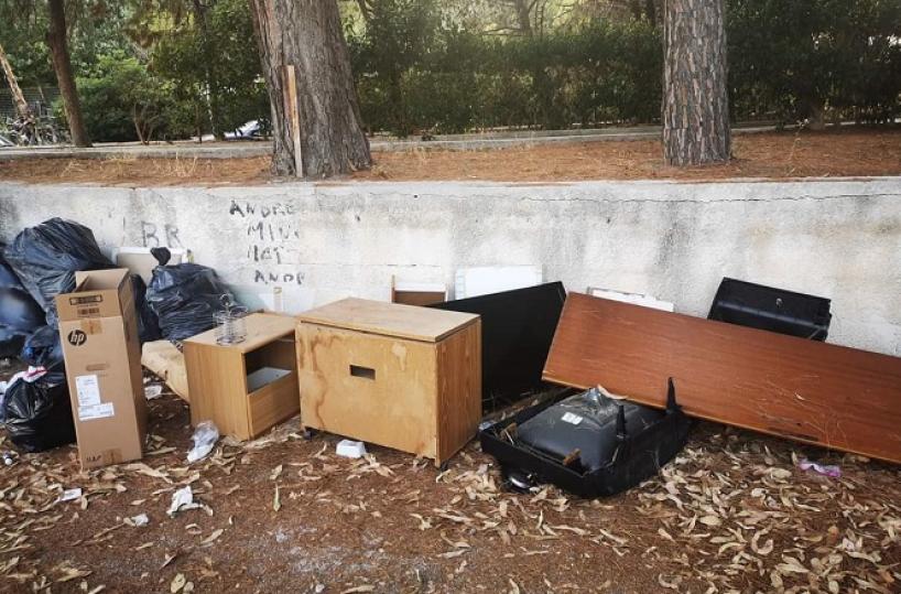 Brindisi, discarica abusiva perenne, i residenti denunciano: «Ignorati dalle istituzioni» 
