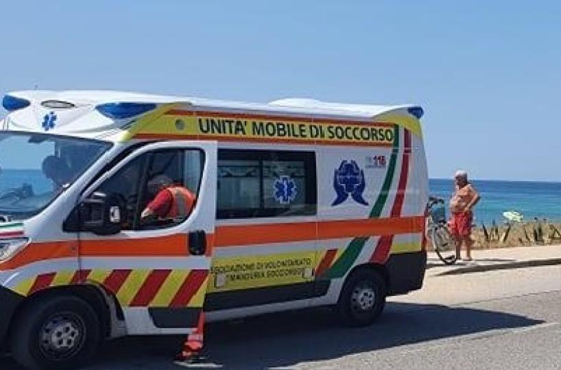 Ruvo, malore fatale in spiaggia per un 82enne