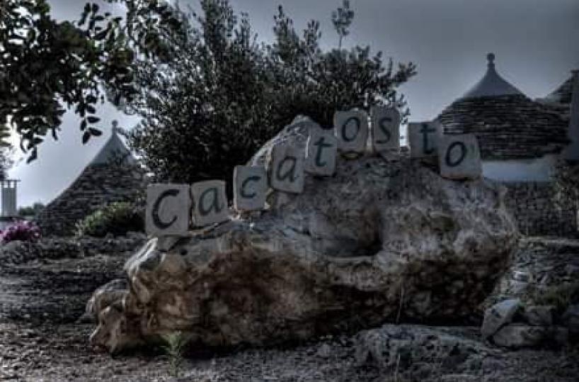 Monopoli nuova frontiera dei Vip: ecco il «buen retiro» fra trulli e ulivi