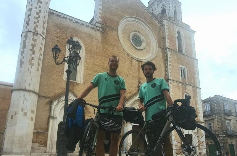 Lucera, Andi e Simon: i due tedeschi in sella a una bici ospiti in città