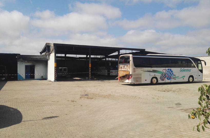 Rogo nella notte a Ugento, distrutti tre autobus distrutti tre autobus della Salentour