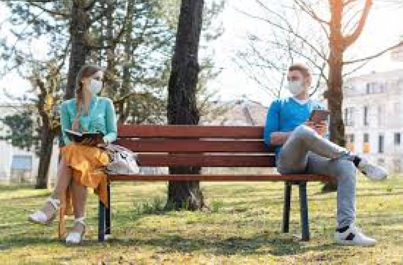 Distanziamento sociale? Adesso distanziamento socievole