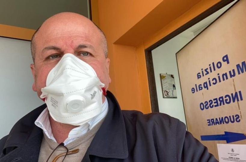 Allarme contagi a Polignano, il sindaco: «resti a casa chi aspetta il tampone»