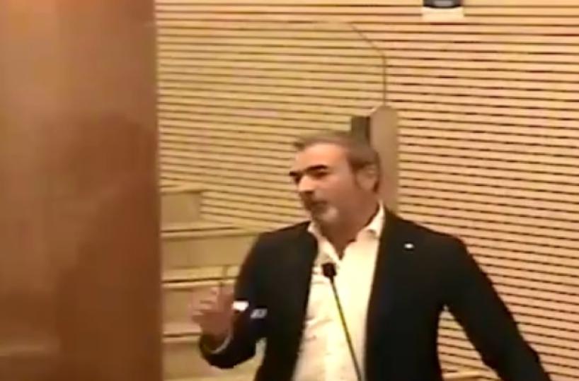 Frase shock al Comune di Potenza, il consigliere Napoli: «L'omosessualità è contro natura»