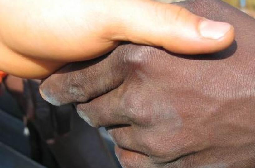 Brindisi,  Blessing scappa dalla Nigeria e viene accolto da Lorenzo e Alessia 