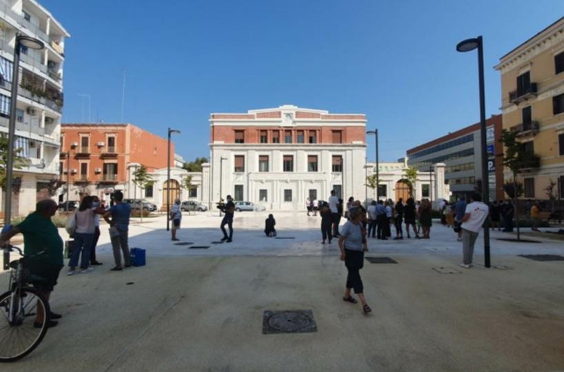 Bari, al Libertà nuova piazza pedonale