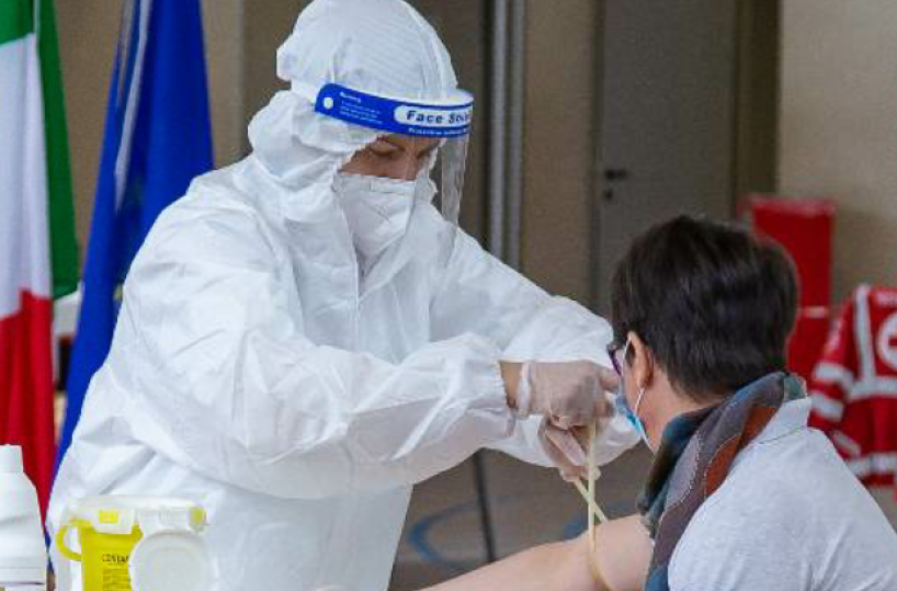 Coronavirus, ondata di contagi d'autunno: Italia pronta a nuove misure