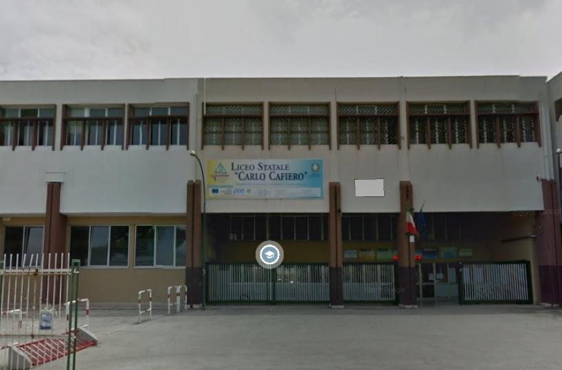 Barletta, studente positivo: chiuso per due giorni liceo scientifico