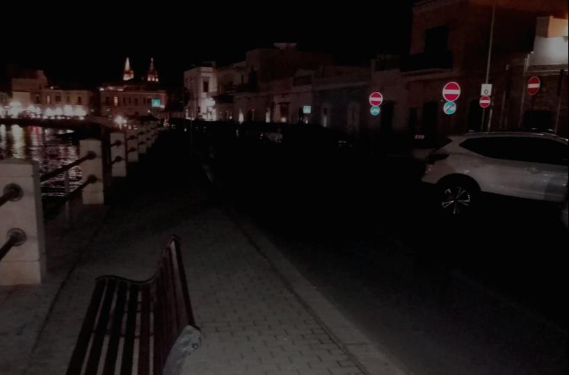 Bari, il lungomare di Santo Spirito è al buio da 2 giorni: l'allarme dei cittadini