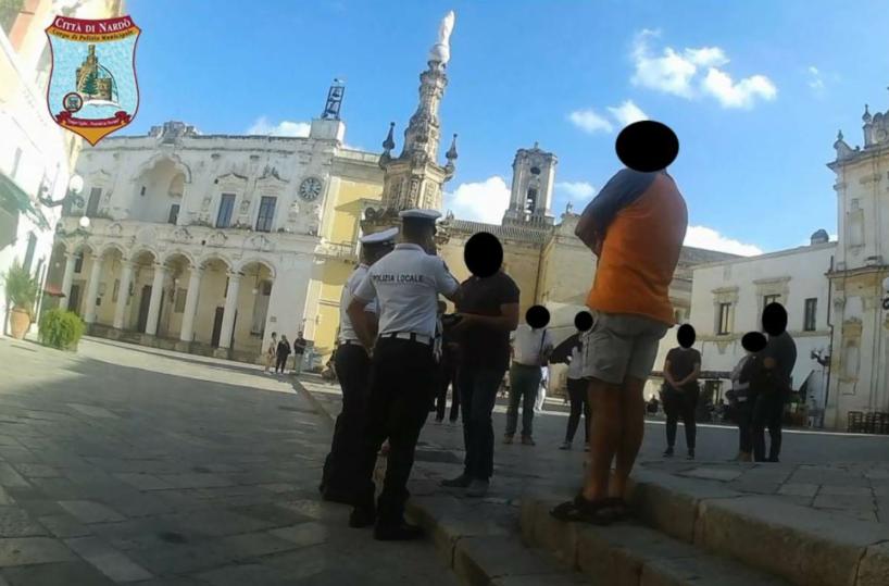 Nardò, guida turistica abusiva: scoperta e multata