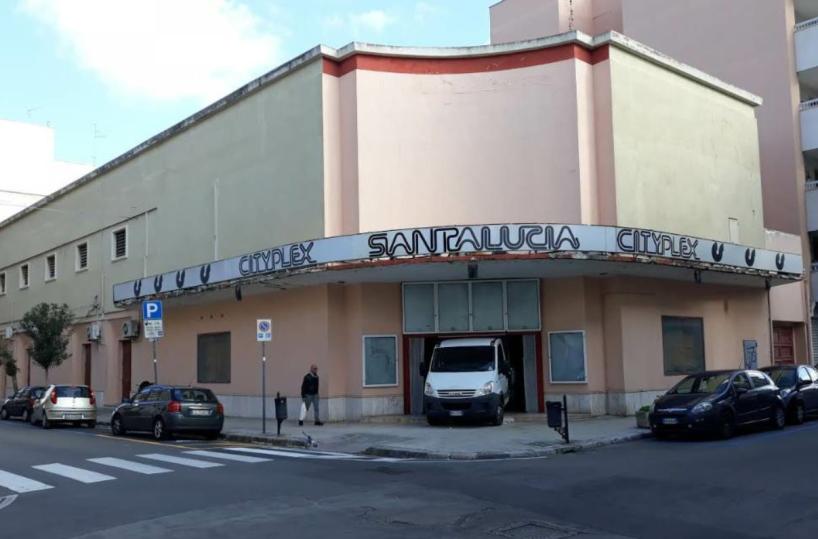Lecce, del Cinema Santalucia non resterà memoria, se non nei ricordi