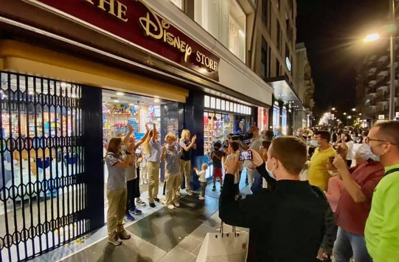 Bari, Disney Store in via Sparano chiude definitivamente: licenziati 13 dipendenti
