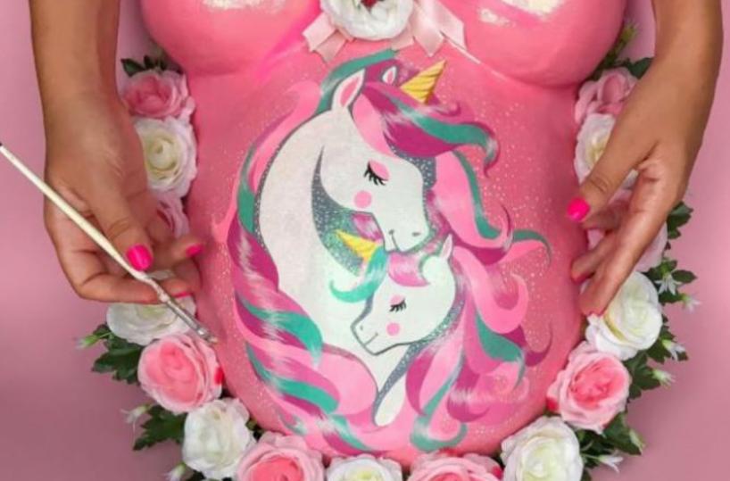 Un dolce pancione tra gesso e amore: l'arte della barlettana Isabella Capuano