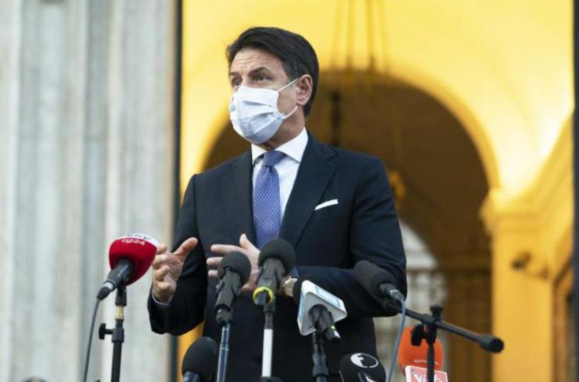 Restrizioni su feste e sport, quarantena da 15 a 10 giorni: verso nuovo dpcm