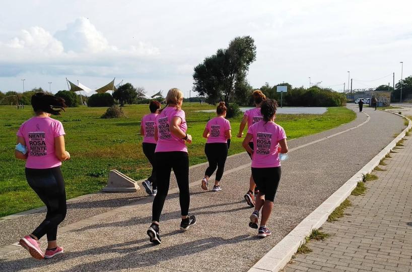 Bari, ecco la coraggiosa staffetta delle donne contro il cancro 