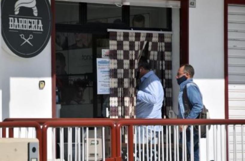 Palo del Colle, sparò in barberia forse dopo un diverbio: arrestato 26enne 