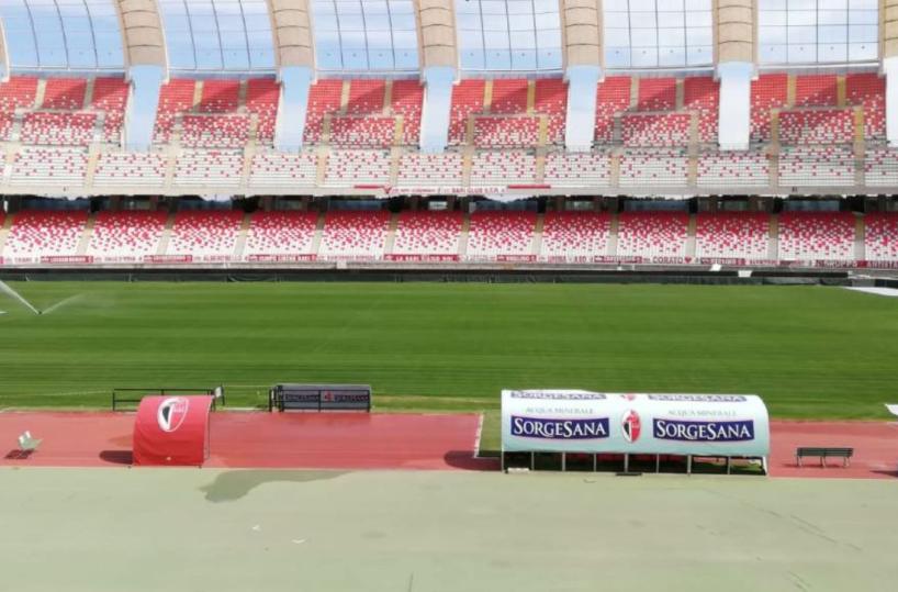 Bari, il San Nicola soffre in silenzio: oltre 200 giorni senza tifosi
