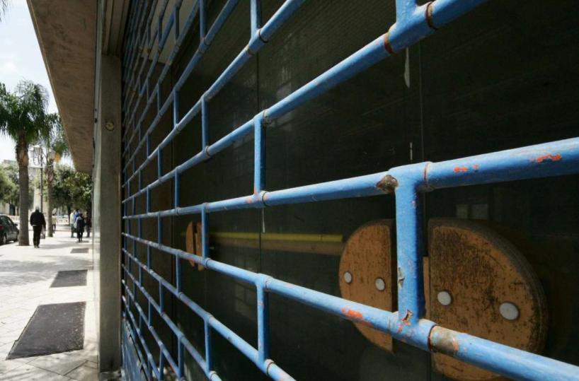 Altamura, orari «nordici» per i negozi: ecco l'idea anticrisi