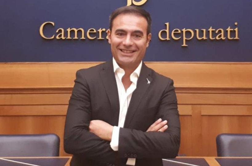 Sasso: «Il centrodestra si rinnovi. Gap con la sinistra a Bari? Ripartiamo da periferie»