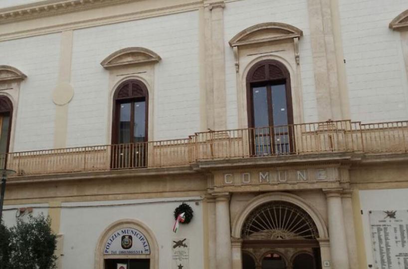 Toritto, troppi contagi Covid: sindaco chiude scuole, parchi e sale gioco sino a fine ottobre